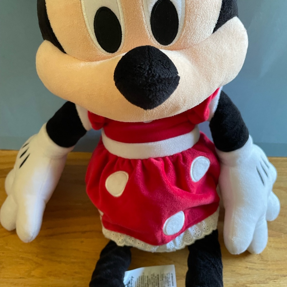 EUC Disney Store Red Minnie Mouse Large Plush - Picture 2 of 5
